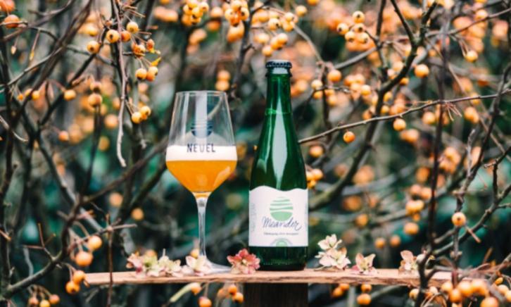 Nevel Meander fles en glas